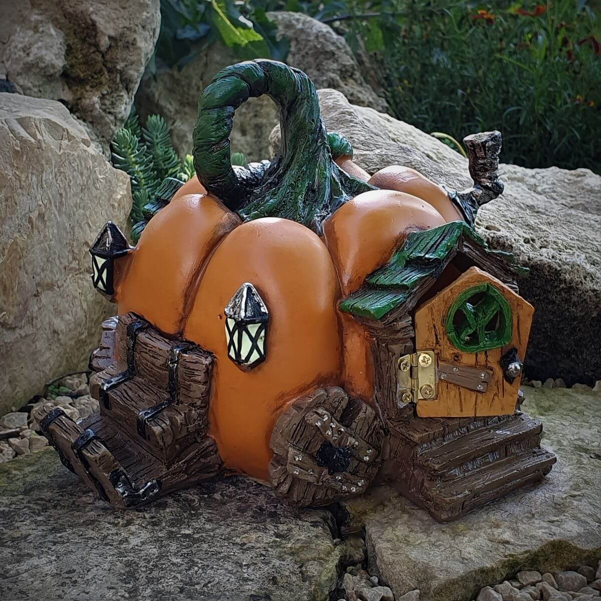  j Halloween tkhz