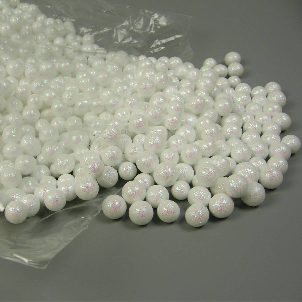  Hungarocell goly 1,5 cm-es fehr&glitter/ csomag