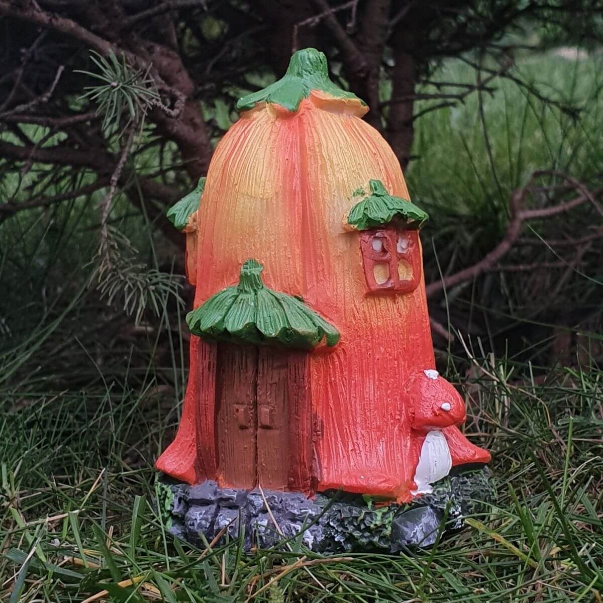  TNDRHZ   9x9x10 CM